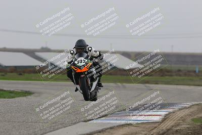 media/Nov-29-2025-TrackDaz (Sat) [[10ae2d9bce]]/C Group/Session 4 (Wheelie Bump)/